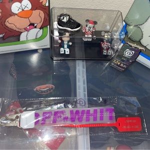 Brand new Off-White key chain